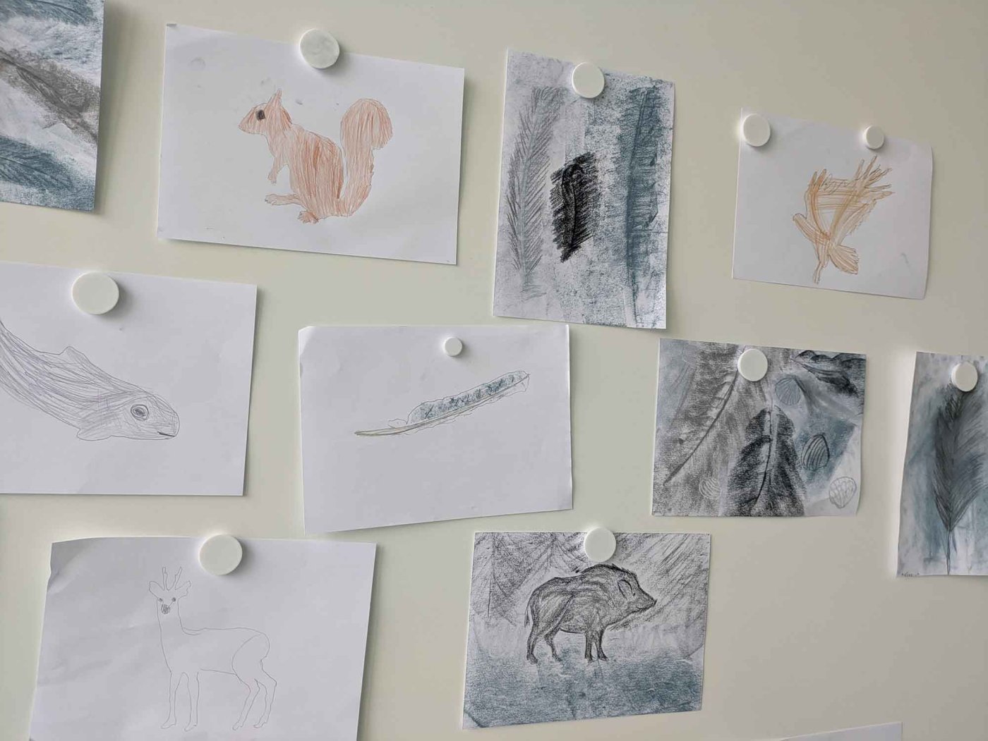 An unserer Zeichenstation könnt ihr kreativ werden. Foto: Leonie Kütemeyer